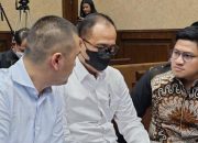 Rafael Alun Trisambodo Didakwa Menerima Gratifikasi Bersama Istri, Ernie Meike Torondek Melalui Sejumlah Perusahaan