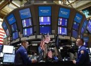 Wall Street dibuka Melemah setelah kenaikan penjualan ritel AS