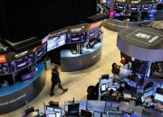 Wall Street Cetak Rekor, Tunggu Keputusan The Fed dan Data Inflasi AS