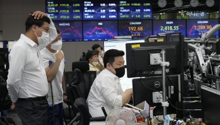 Saham Asia Melemah Saat Sebagian Besar Pasar Tutup di Hari Libur May Day