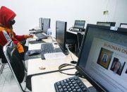 OJK Temukan Ibu-Ibu Lebih banyak Menjadi Korban Pinjol Ilegal