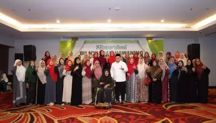 Nyai Bad Dukung Mas Dhito di Pilbup Kediri 2024